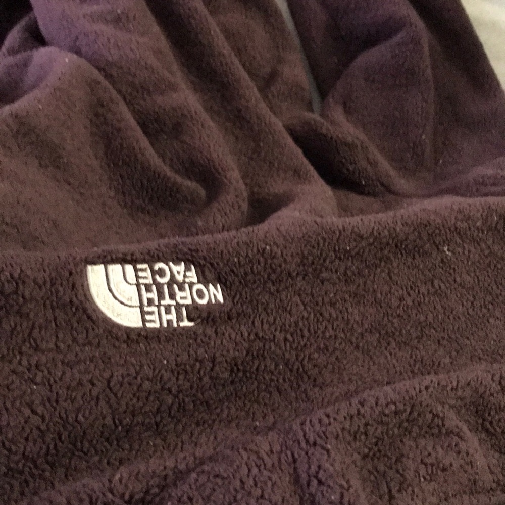 Northface sweater - Picture 5 of 5